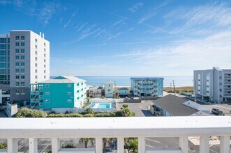 Building Photo - OFF-SEASON FURNISHED RENTAL w OCEAN VIEW BALCONIES ON EVERY LEVEL