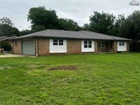 Building Photo - 2501 N Leighton Cir