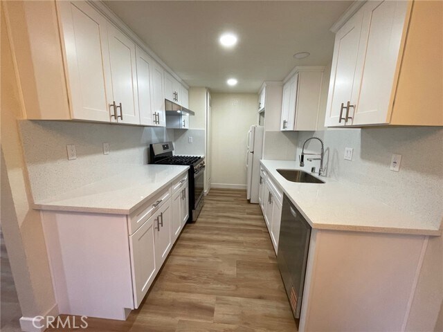 Building Photo - 63 S Parkwood Ave