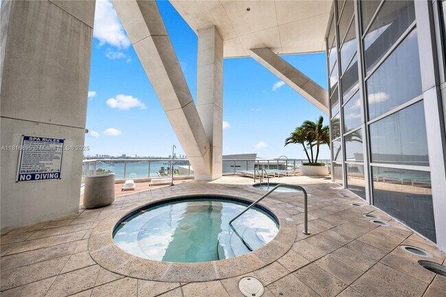 Building Photo - 888 Biscayne Blvd