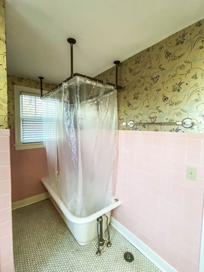 Building Photo - Coming Soon--Great House in a great location!