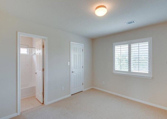 Building Photo - 15433 Whistling Straits Dr