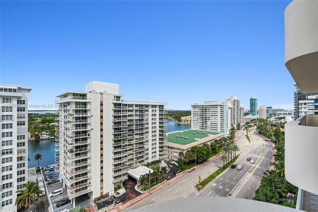 Building Photo - 5757 Collins Ave