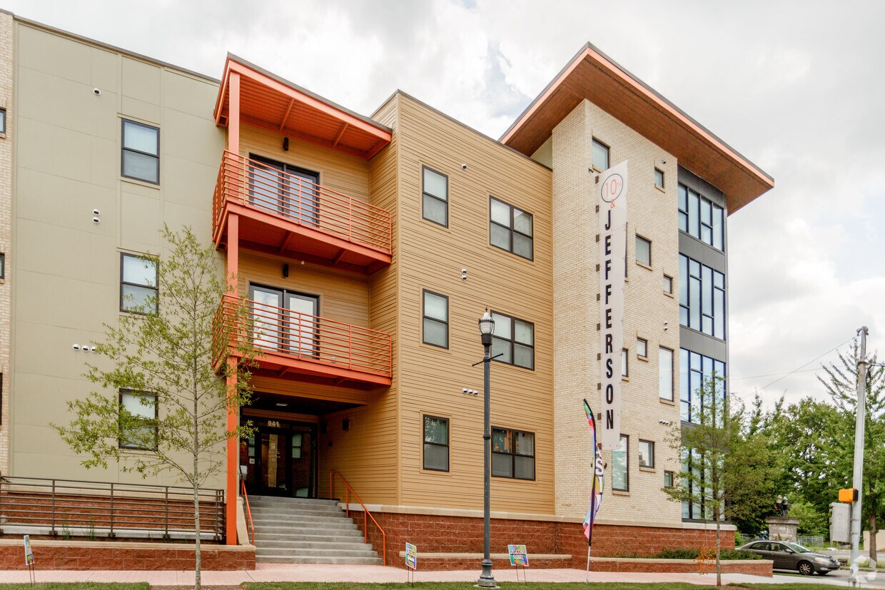 the saxony apartments nashville tn
