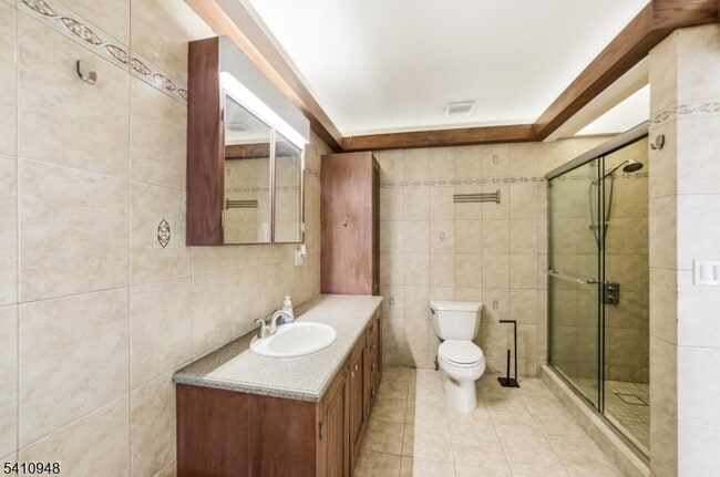 Building Photo - 65 Ridge Ave