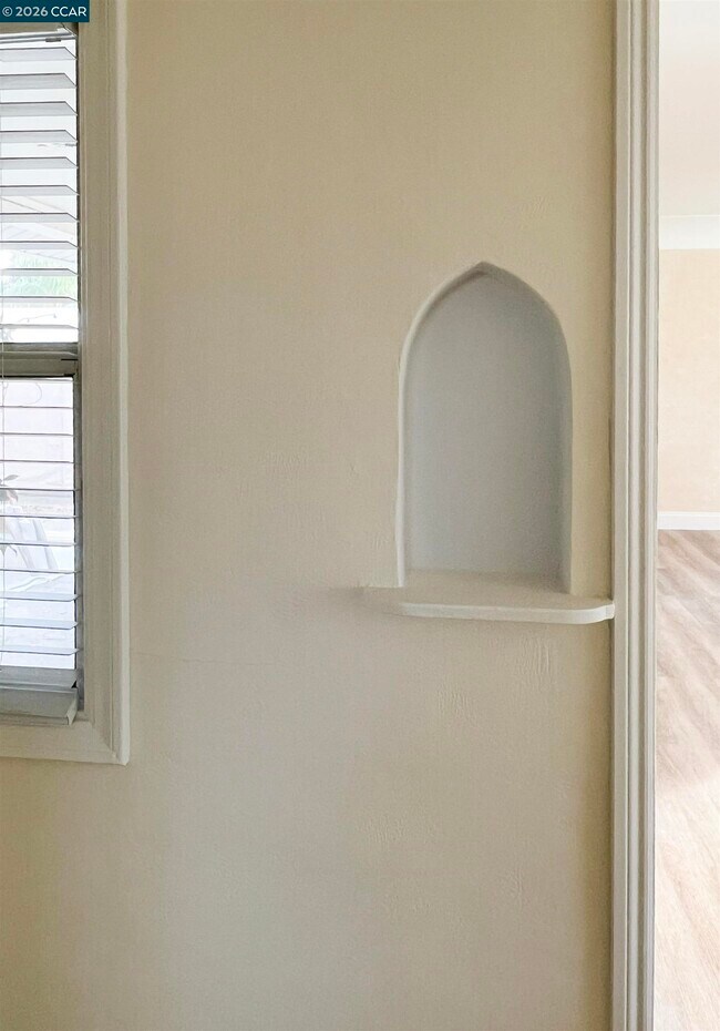 Building Photo - 192 Viewmont Ave