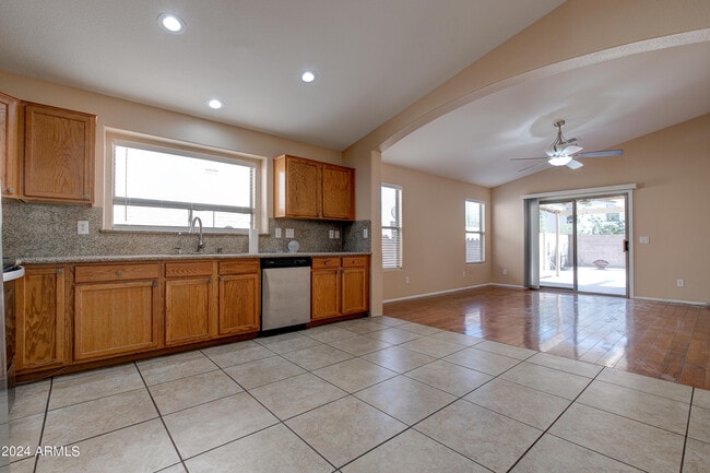 Building Photo - 2523 W Gambit Trail