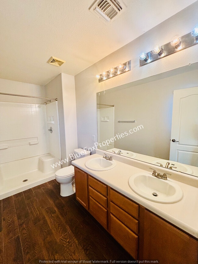 Building Photo - 5858 E Sanderling Dr