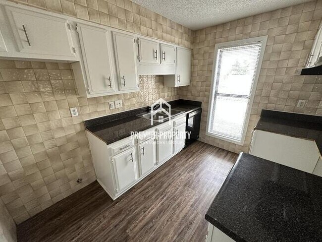 Building Photo - 4521 W Fawn Hollow Cir