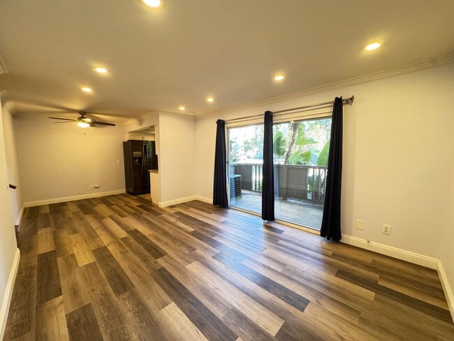 Building Photo - Beautiful 2Bd/2Ba Condo w/2 Reserved Parking Spaces, Extra Storage and Patio in Fullerton!