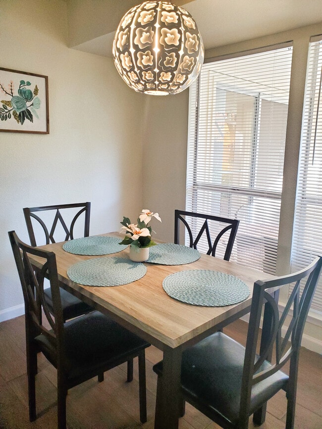 Building Photo - 2149 Lotus Blossom St