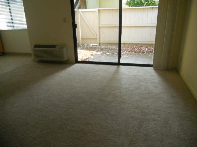 Building Photo - 944 Kiely Blvd