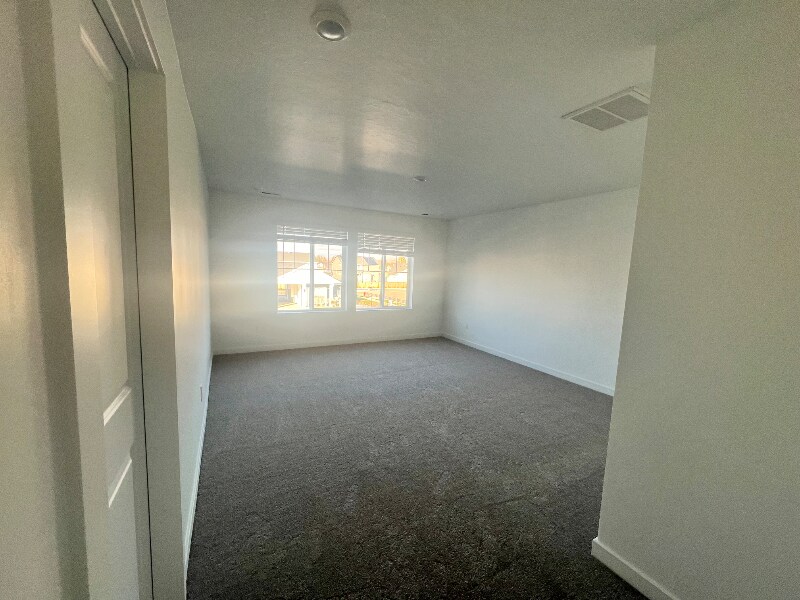 Building Photo - 4112 W Cirrus Ln