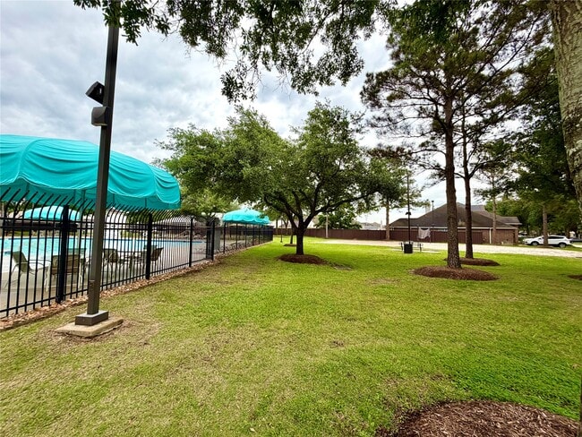 Building Photo - 25122 Southbriar Ln