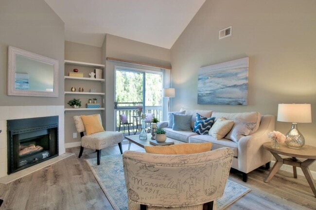 Building Photo - Wow! What a Great Home! Available Now!