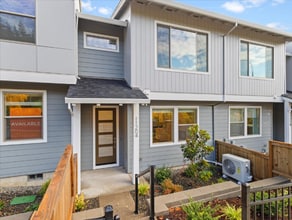 Building Photo - 11204 SE 162nd Ave