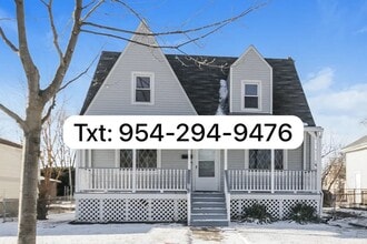 Building Photo - 9320 S 54th Ct