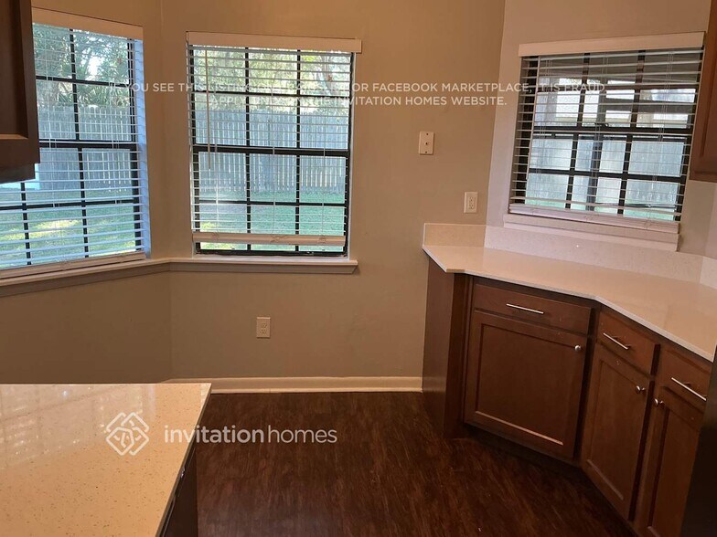 Building Photo - 775 Monroe Harbor Pl