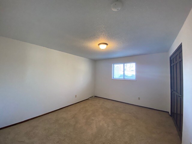 Building Photo - 1417 Antero Dr
