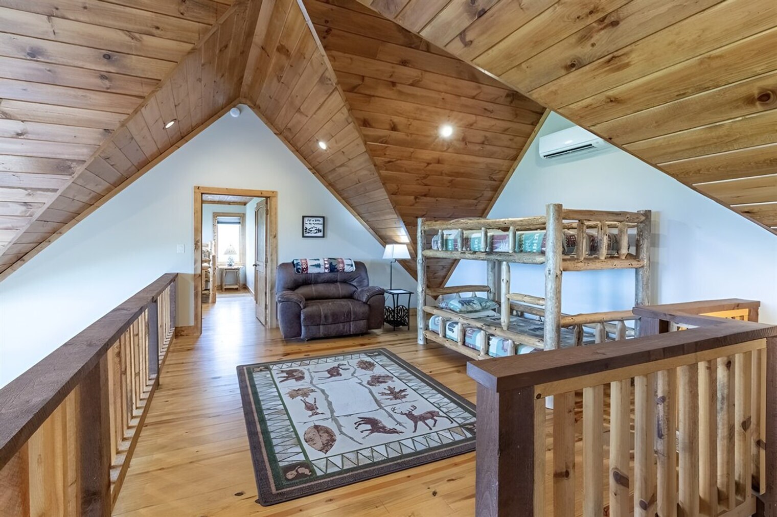 Building Photo - 312 Overlook Ridge Rd