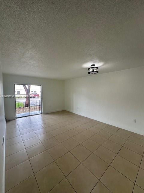 Building Photo - 1015 NW 45th Ave