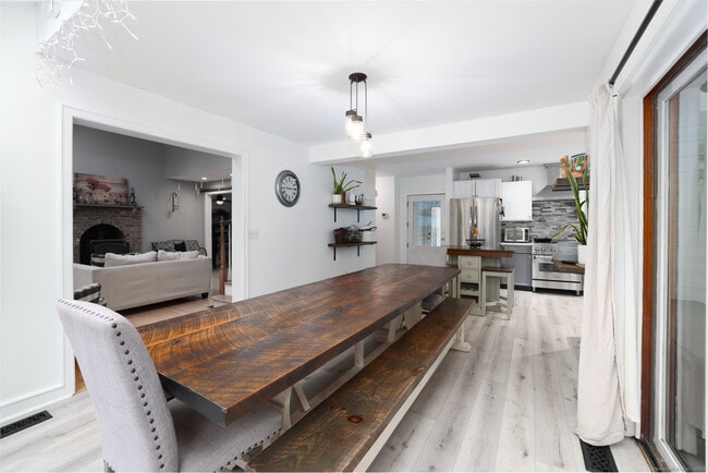 Building Photo - 266 Old Forge Rd