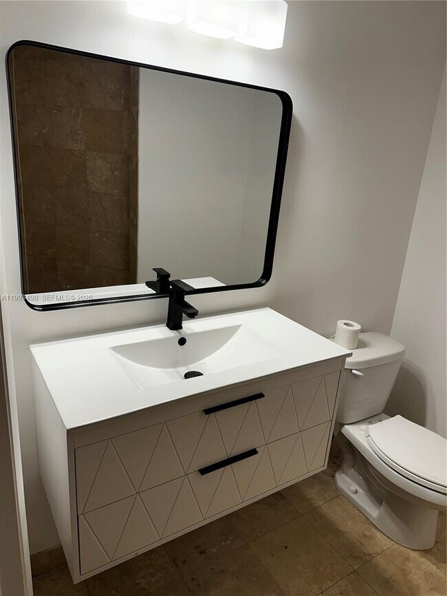 Building Photo - 350 S Miami Ave