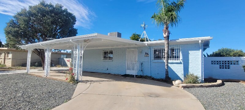 Building Photo - 5862 S Aldorn Dr