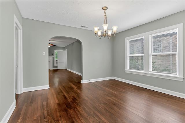 Building Photo - 5705 Ross Ave