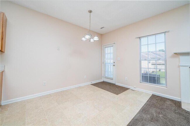 Building Photo - 5485 Sierra Tr