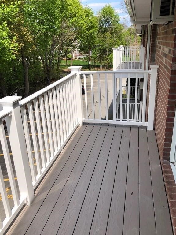 Building Photo - 3 Kenmar Dr