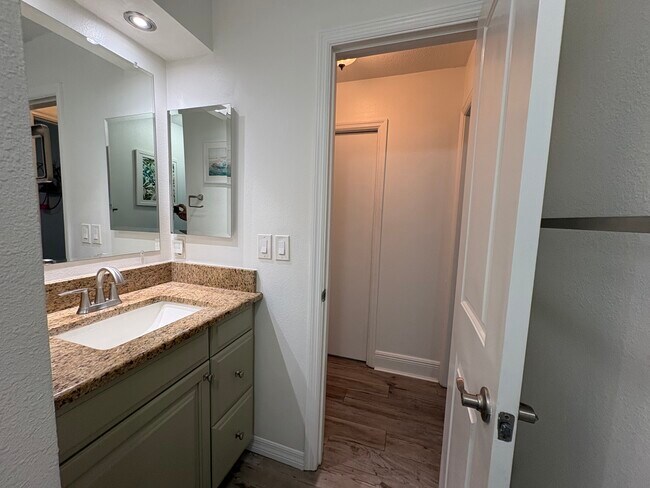 Building Photo - 6195 Pecan Rd