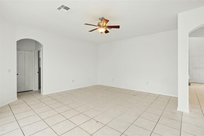 Building Photo - 12810 Moss Park Ridge Dr