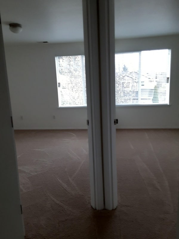 Building Photo - 2730 10th Ct SE