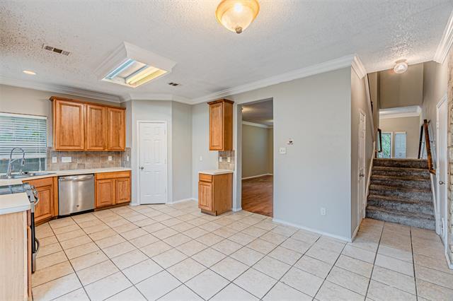 Building Photo - 4640 Springway Ln