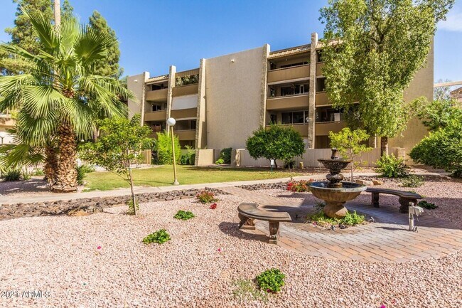 Building Photo - ALL UTILITIES INCLUDED | MOVE-IN READY | $500 OFF FIRST MONTH | AGENT BONUS