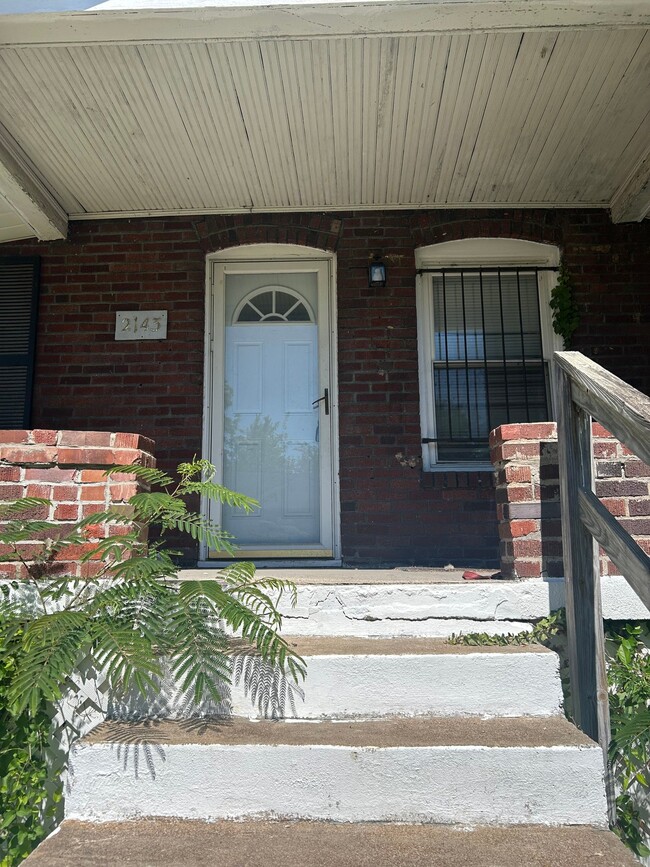 Building Photo - 2143 69th St