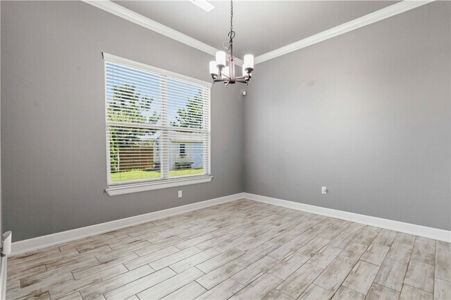 Building Photo - 1340 Sweetbriar Cir