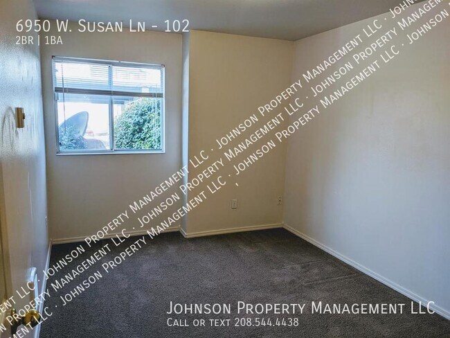 Building Photo - 6950 W Susan Ln