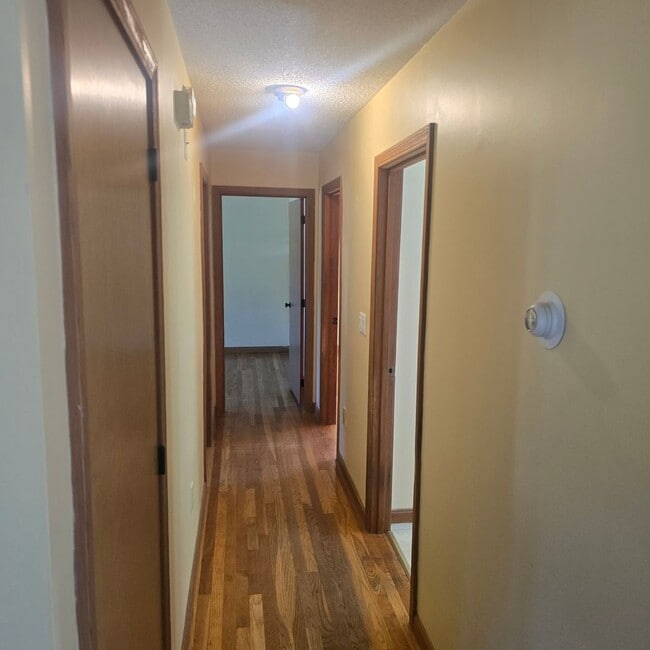Building Photo - 432 Joseph St Ext