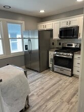 Building Photo - 129 Kensington Ave