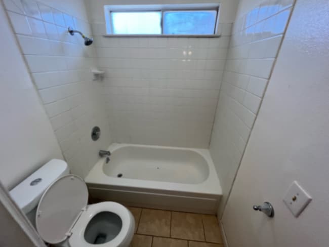 Building Photo - 8236 Center Pkwy