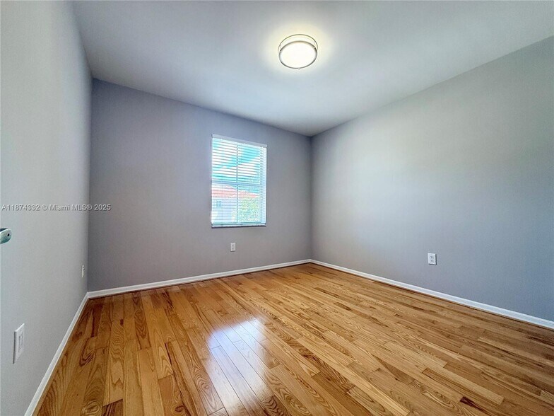 Building Photo - 1140 Oysterwood St