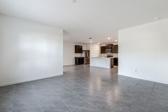 Building Photo - 3202 SW Martin St