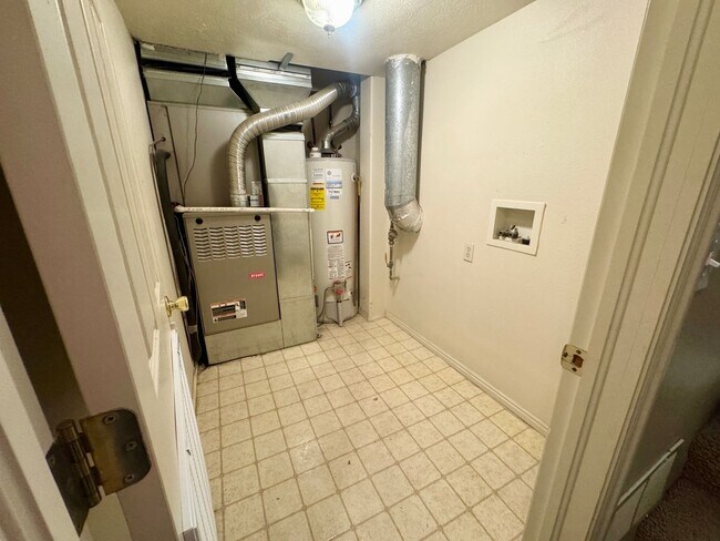 Building Photo - Charming 4-Bedroom Home in the Heart of Santa Clara