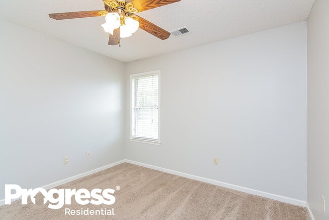 Building Photo - 3462 Clepsyda Dr