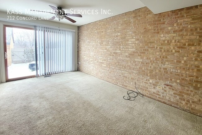 Building Photo - 712 Concord Ln