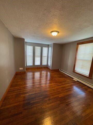 Building Photo - 16 8th Ave