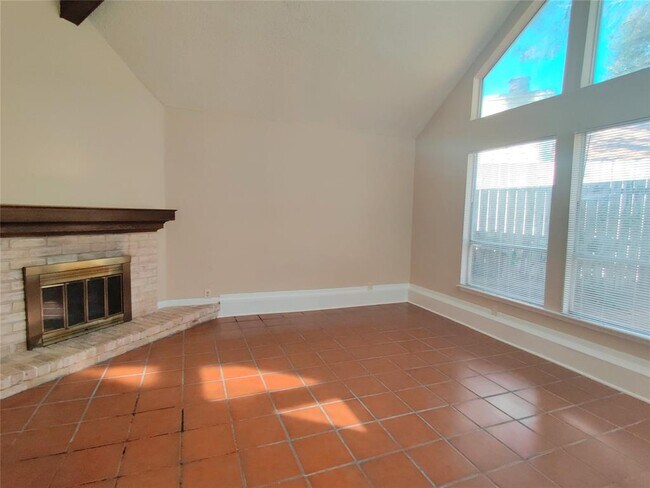 Building Photo - 5346 Randon Rd