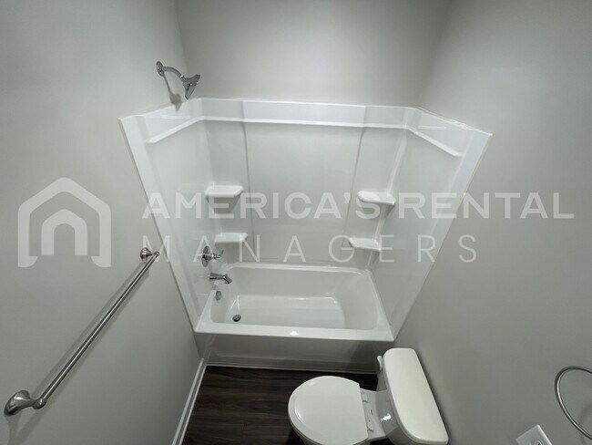 Building Photo - Home for Rent in Oak Grove, AL!!! Availabl...